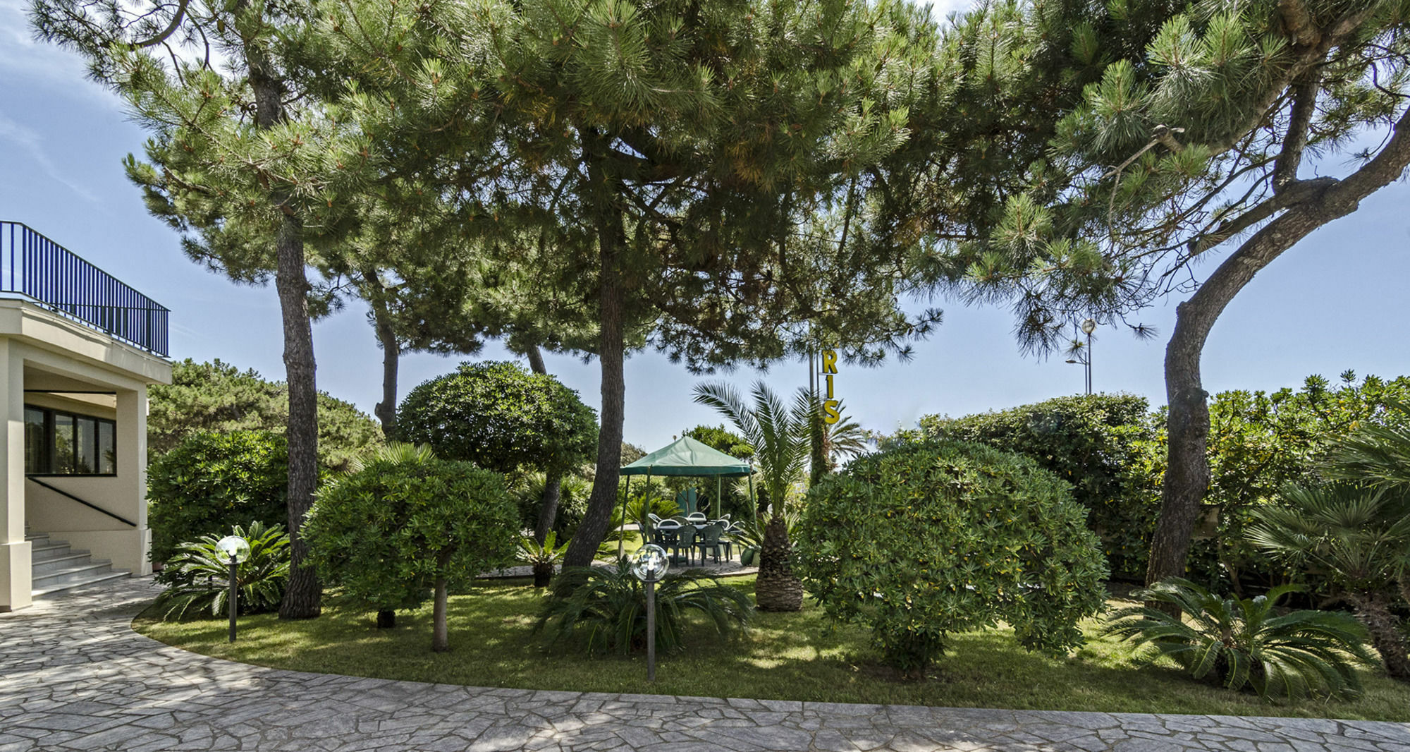 לידו די קאמאיורה Hotel Paris מראה חיצוני תמונה