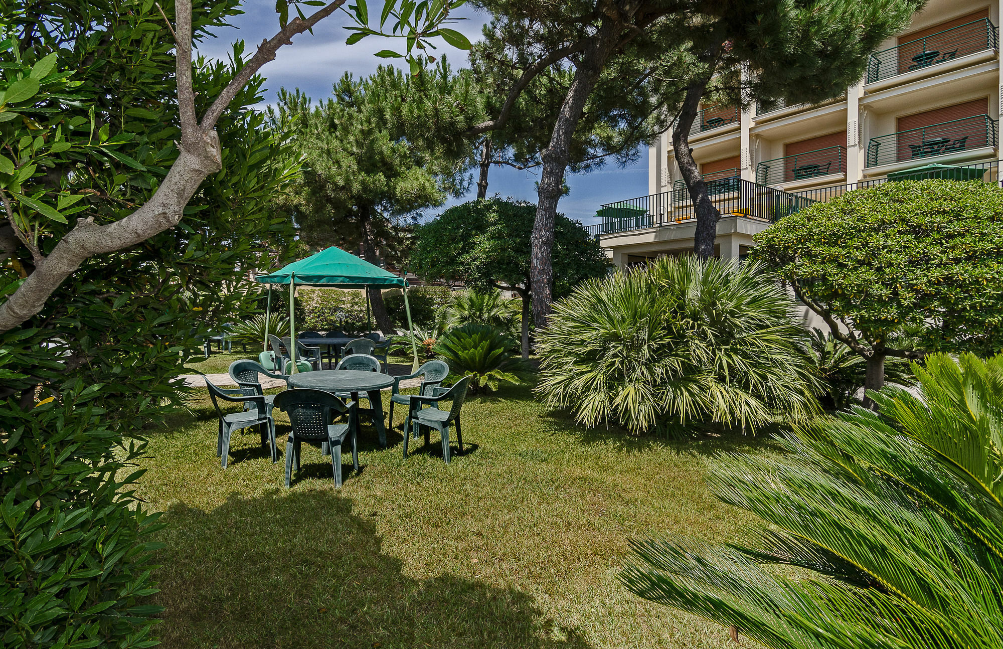 לידו די קאמאיורה Hotel Paris מראה חיצוני תמונה